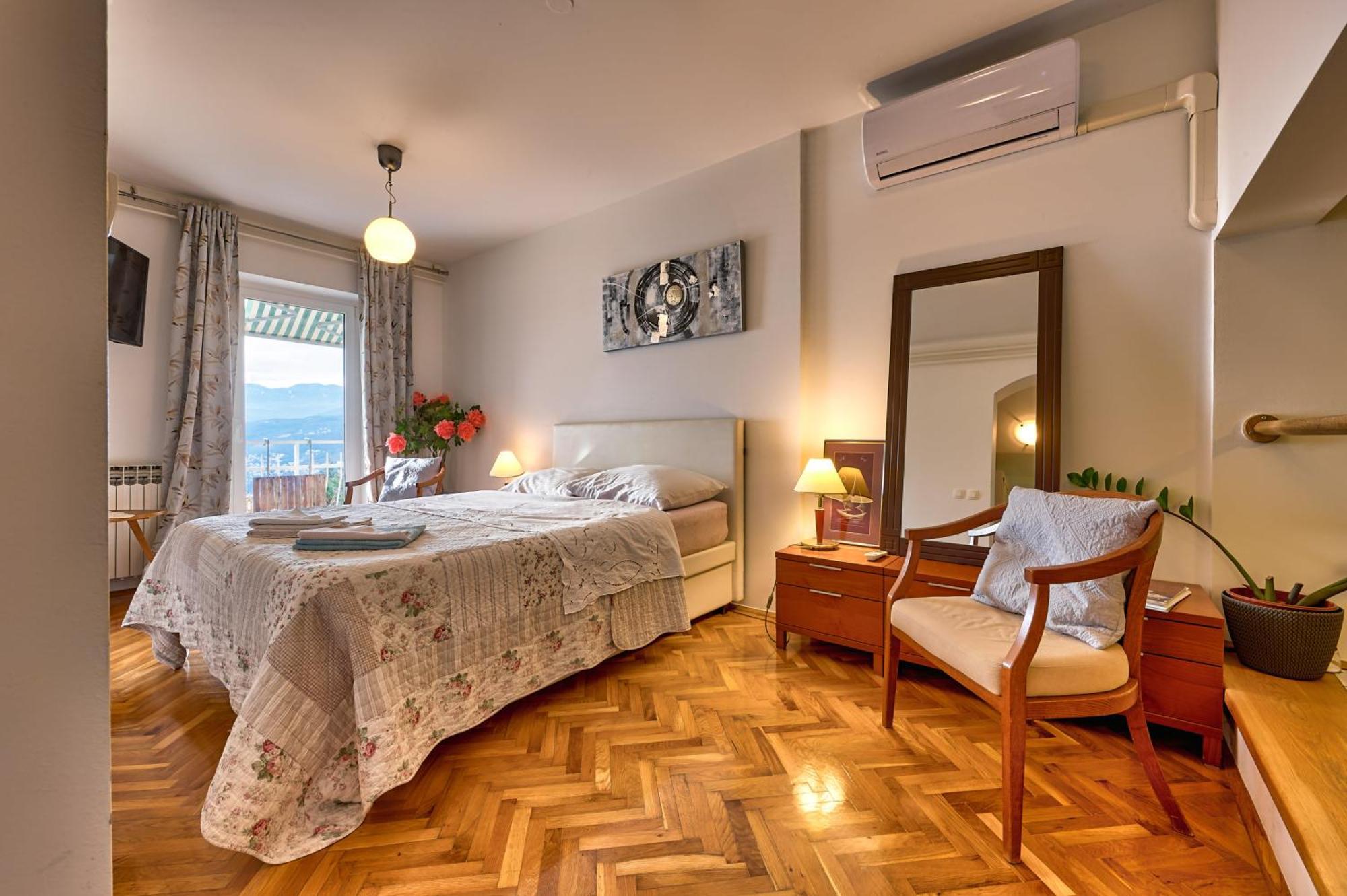 Apartmani Frlan Ii. Кастав Экстерьер фото